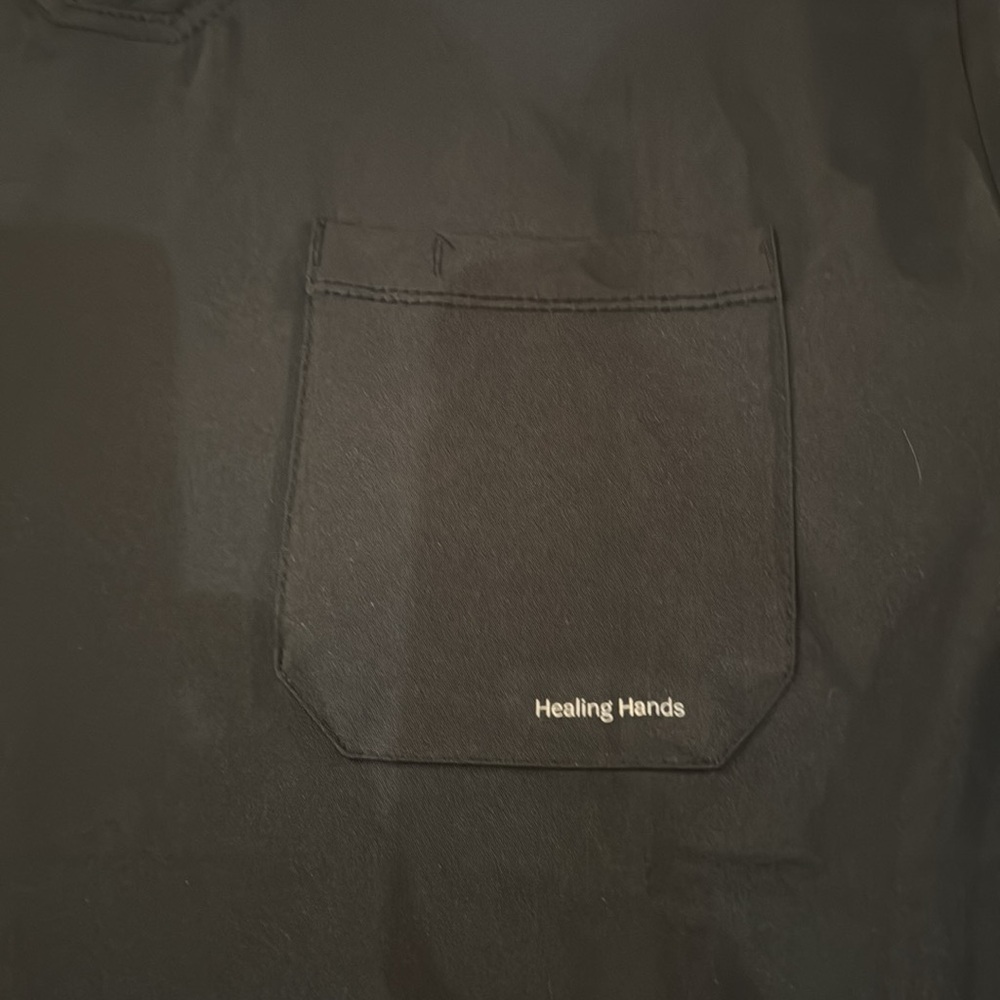 HH WORKS by HEALING HANDS MENS V NECK SCRUB TOP BLACK - XL “MATTHEW” BNWT - Picture 4 of 7